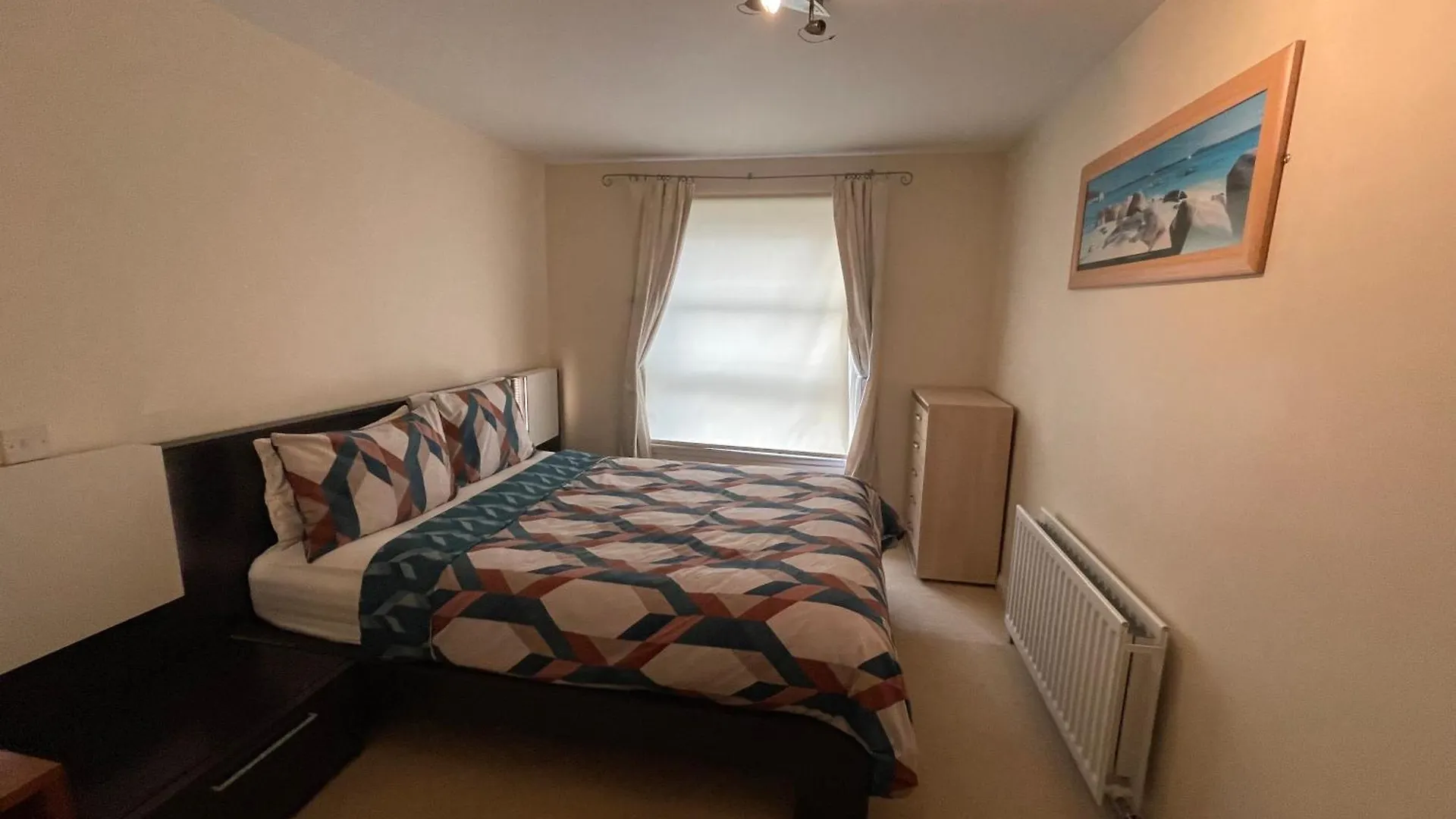 Workers 3 Bedroom Beach Boulevard Apt أبردين شقة